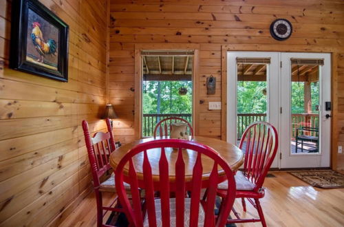 Photo 15 - Hidden Haven-peaceful Inviting pet Friendly Cabin