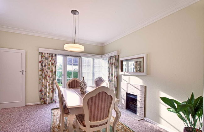 200 Riccarton Holiday House - Photo 11