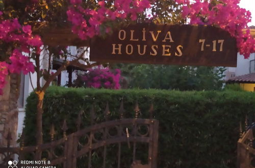 Photo 30 - Olivia Houses 2 Worth to Look At..