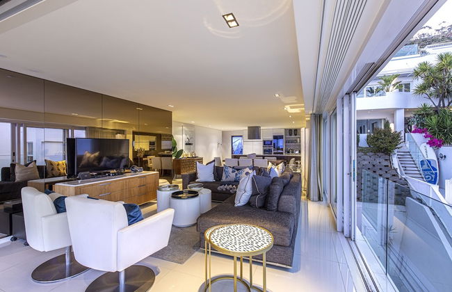 Clifton YOLO Spaces – Clifton Beachfront Penthouse - Foto 37