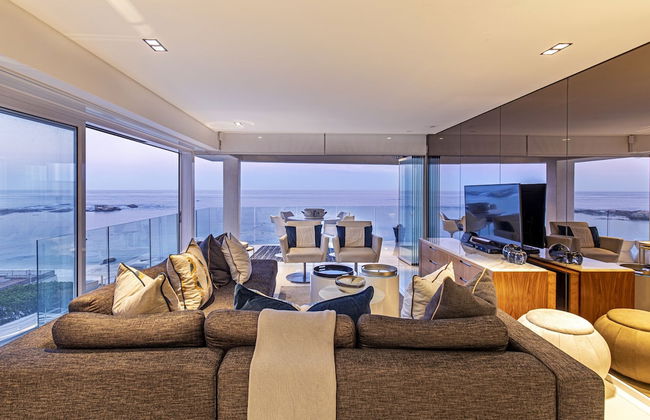 Clifton YOLO Spaces – Clifton Beachfront Penthouse - Foto 33
