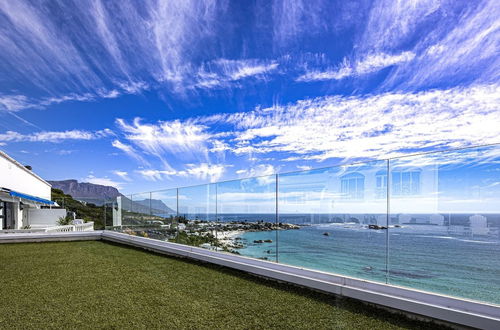 Foto 57 - YOLO Spaces Clifton Beachfront Penthouse