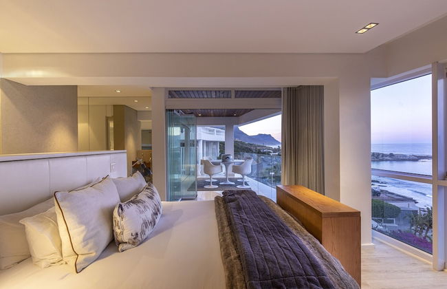 Clifton YOLO Spaces – Clifton Beachfront Penthouse - Foto 3