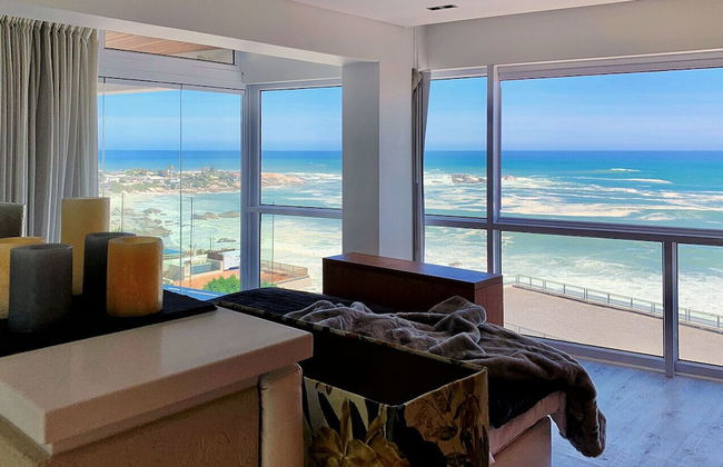 Clifton YOLO Spaces – Clifton Beachfront Penthouse - Foto 4
