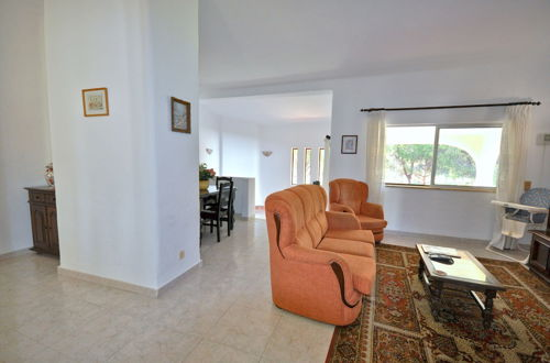 Foto 19 - Old Village Area and Walking Distance to all Amenities