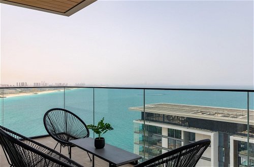 Photo 1 - Stunning Sea Views on Dubai s New Luxury Island