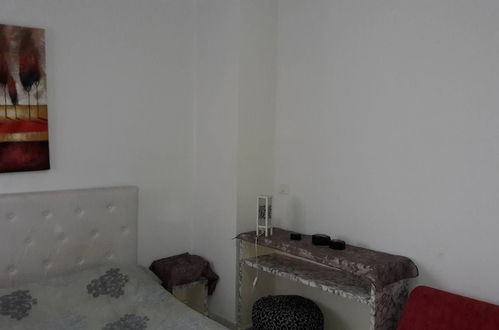 Photo 4 - Furnished Short Stay Apartment In Tunis