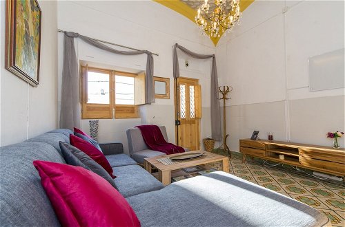 Photo 6 - Charming Townhouse With Aircon Only 500m From the Marina and the Typical Market