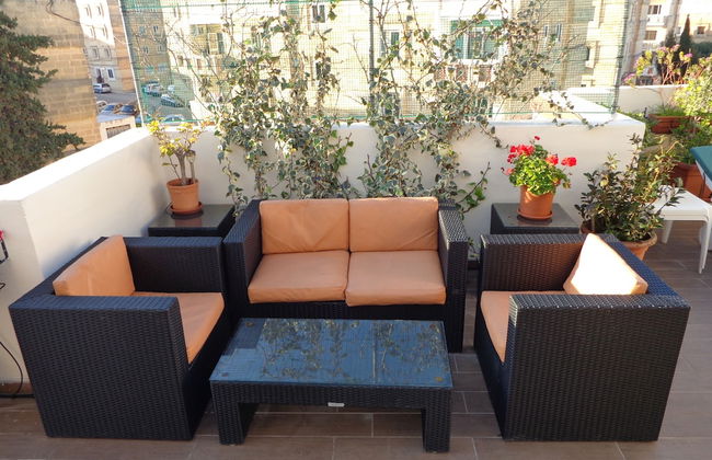 Lovely Penthouse With Private sun Terrace Between Valletta and Sliema - Foto 15