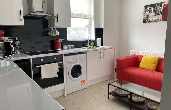 Modern 2 Bedroom Flat in Robert st, Swansea - Foto 8