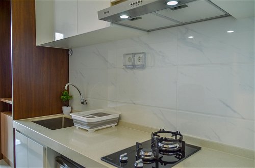 Photo 11 - Fully Furnished with Modern Design Studio Sky House BSD Apartment