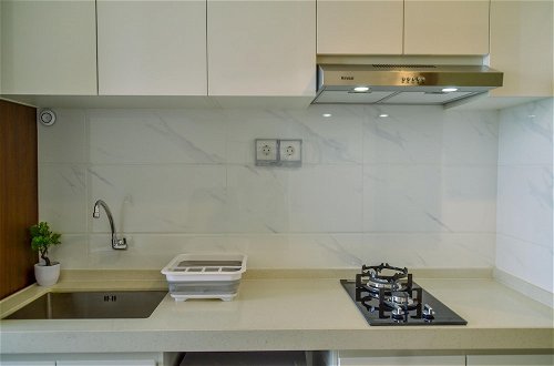Photo 9 - Fully Furnished with Modern Design Studio Sky House BSD Apartment