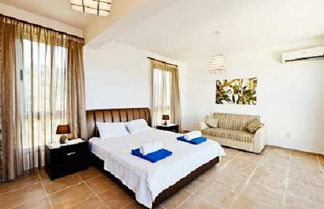 Foto 2 - Sunny Villa, a Perfect Spacious Villa With Private Pool, Wifi & Ac in all Rooms