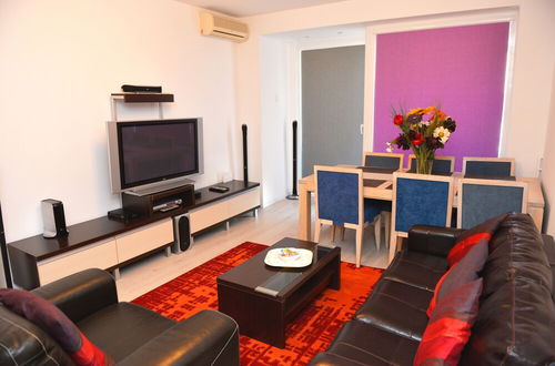 Photo 1 - Suitehome - Romana 6 - one Bedroom Apartment in the Heart of Bucharest