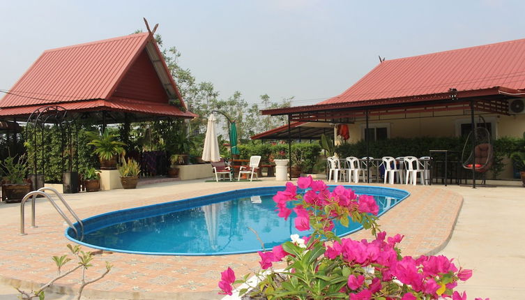 Photo 1 - 2 Double Bedroom Pool Apartment With Extensive Kitchen Dining Room Wi-fi Aircon