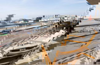 Photo 1 - Sea-view Apartment in Den Haag near Beach