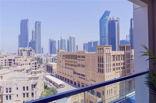Foto 42 - Art-inspired apartment amidst Downtown Dubai