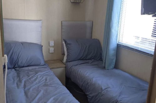 Foto 2 - Immaculate Sen Friendly 3-bed Caravan in Porthcawl