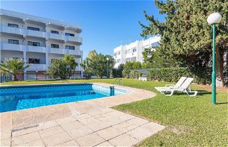 Foto 2 - Vilamoura Cosy 2 With Pool by Homing