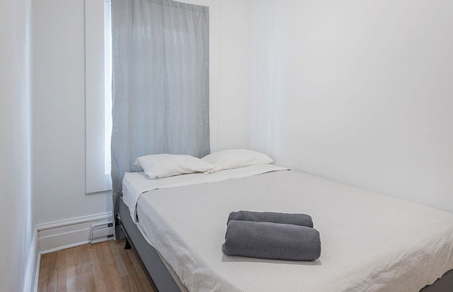 Beautiful Private Bedroom in Mile-End - Foto 21