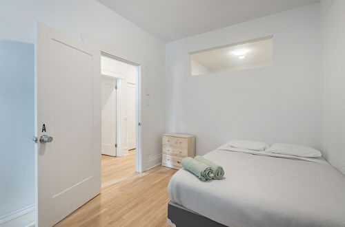 Foto 5 - Beautiful Private Bedroom in Mile-End