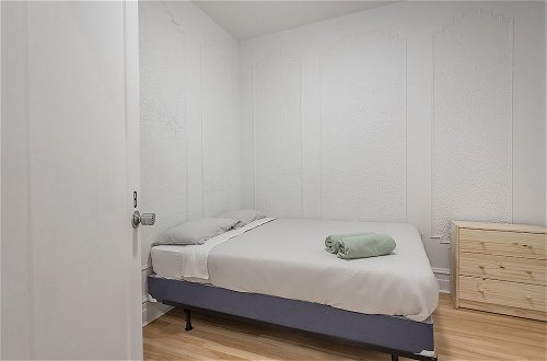 Foto 8 - Beautiful Private Bedroom in Mile-End