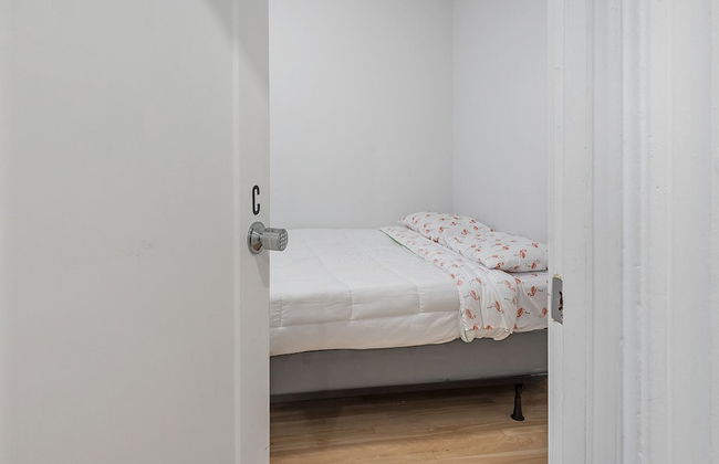 Beautiful Private Bedroom in Mile-End - Foto 13