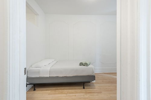 Foto 7 - Beautiful Private Bedroom in Mile-End