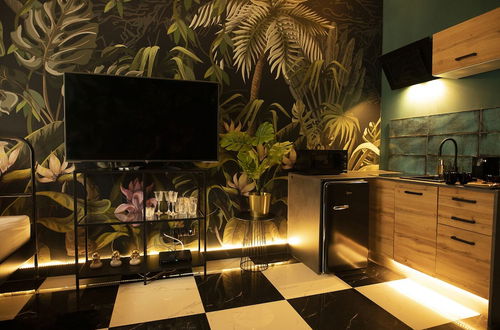 Photo 9 - Jungle Apartments