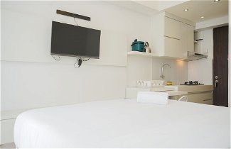 Foto 1 - Cozy And Minimalist Studio At Serpong Greenview Apartment