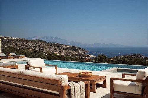 Photo 23 - Design 3-bed Villa With Infinity Pool in Zakynthos