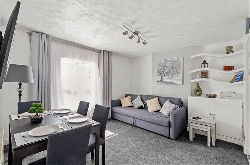 Foto 16 - Impeccable Apartment in Bletchley Milton Keynes