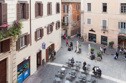 Photo 31 - Charming Apartment Campo De'fiori