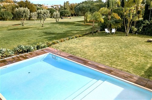 Foto 21 - Fantastic Luxury Pool Villa Facing Golf Course