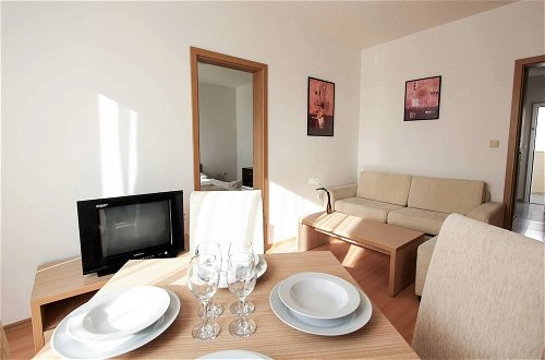 Photo 8 - Charming Apartment With 1 Bedroom for up to 4 Pax
