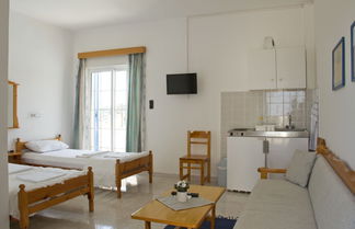 Photo 3 - Blue Dolphin Studios & Apartment