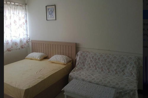 Photo 8 - Room in Apartment - Thailand Taxi & Apartment Hostel