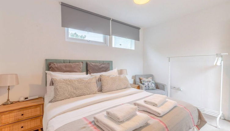 Photo 1 - Cosy 1 Bedroom Apartment Near Wimbledon Station