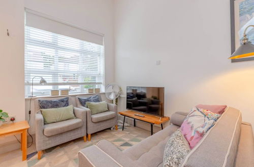 Photo 11 - Cosy 1 Bedroom Apartment Near Wimbledon Station