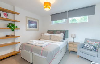 Photo 3 - Cosy 1 Bedroom Apartment Near Wimbledon Station