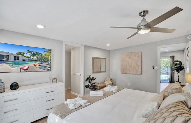 5BR with Heated Pool 5 min to Beach - Foto 16