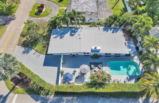 5BR with Heated Pool 5 min to Beach - Foto 67