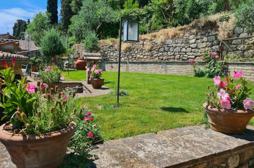 Foto 33 - La Terrazza, Elegant Tuscan Stone House With Garden and Terrace in Cetona