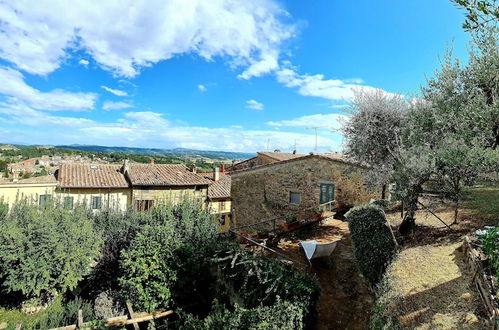 Foto 26 - La Terrazza, Elegant Tuscan Stone House With Garden and Terrace in Cetona