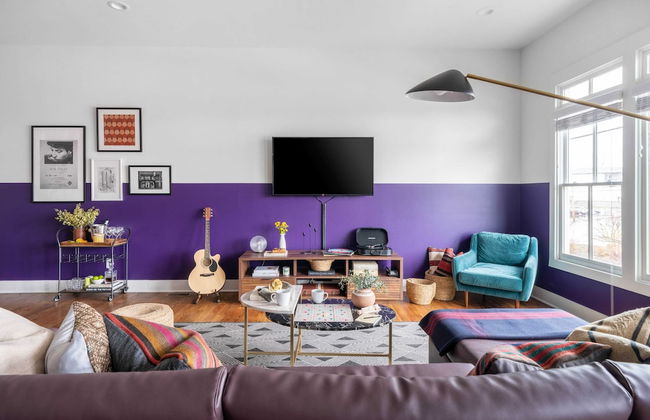 Musgraves & Twain by Avantstay 2 Unit Buyout w/ 8BR in Heart of Nashville - Photo 3