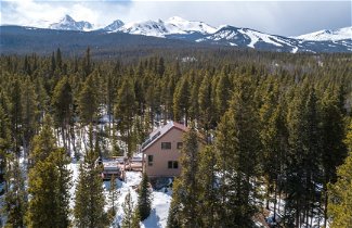 Foto 2 - Treehouse by Avantstay Secluded Mountain Cabin w/ Views, Hot Tub & Treehouse
