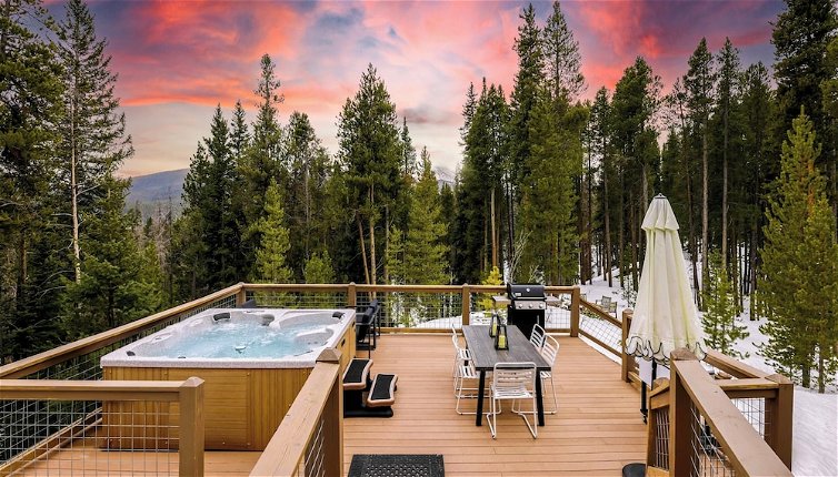 Photo 1 - Treehouse by Avantstay Secluded Mountain Cabin w/ Views, Hot Tub & Treehouse