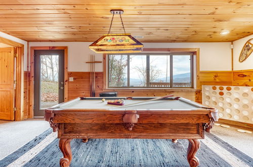 Photo 19 - Chestnut by Avantstay Mountain Cabin w/ Treetop Views, Hot Tub & Game Room