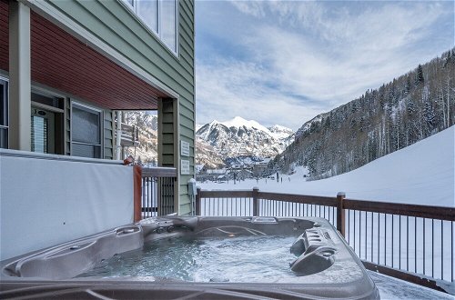 Photo 14 - Etta Place 1 by Avantstay Ski In/ Ski Out Unit w/ Views of the Slopes