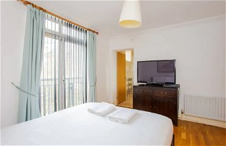 Photo 1 - Bright 2 Bedroom Apartment in Islington